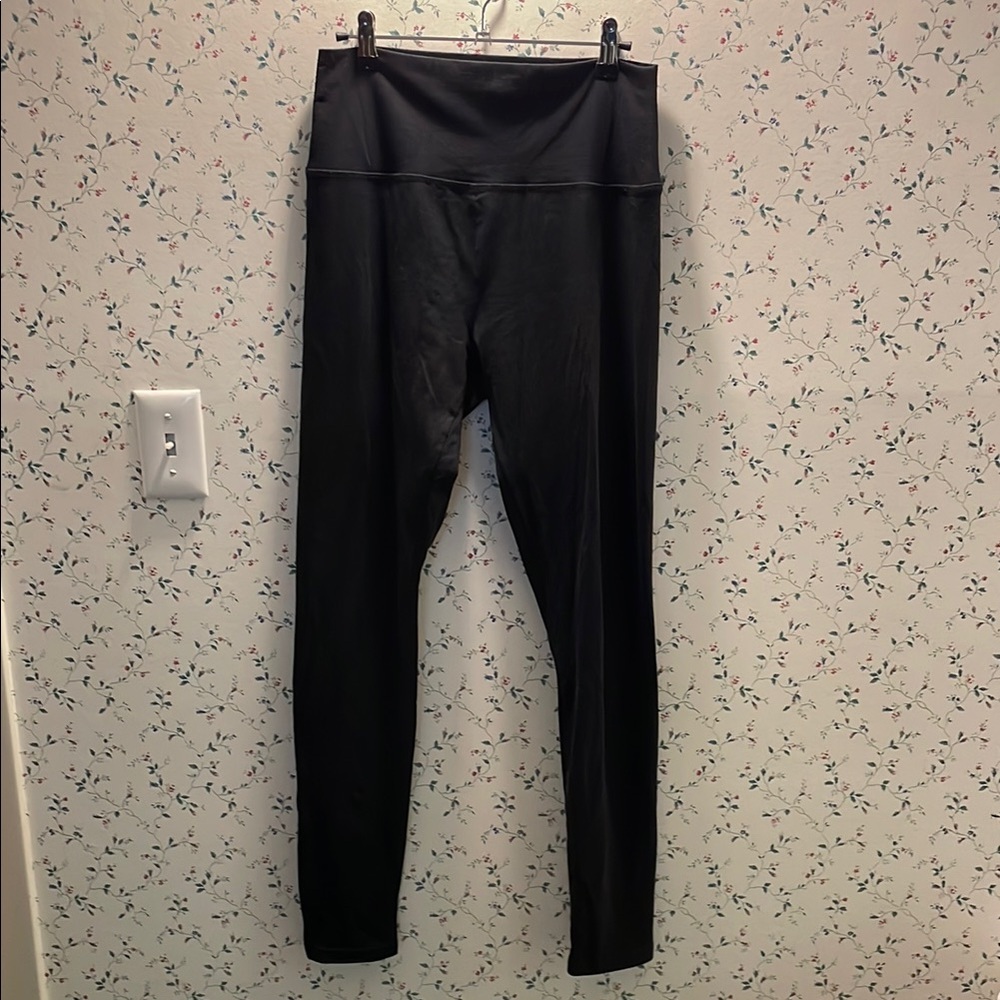 Offline by Aerie Black Leggings